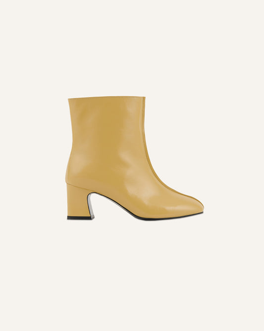 Round Chunky Boots Yellow